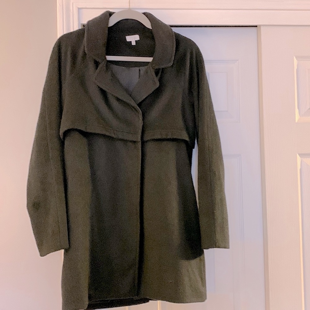 Beautiful TOBI Trina black trench coat!!